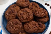 Luscious Double Chocolate Chip Cookies