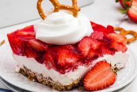 Strawberry Pretzel Dream