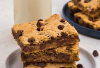Ultimate Chocolate Chip Bars
