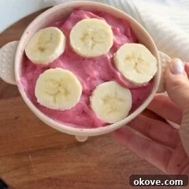 Thick Smoothie Bowl with fresh berries
