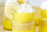 Sweet Banana Pudding Shooters